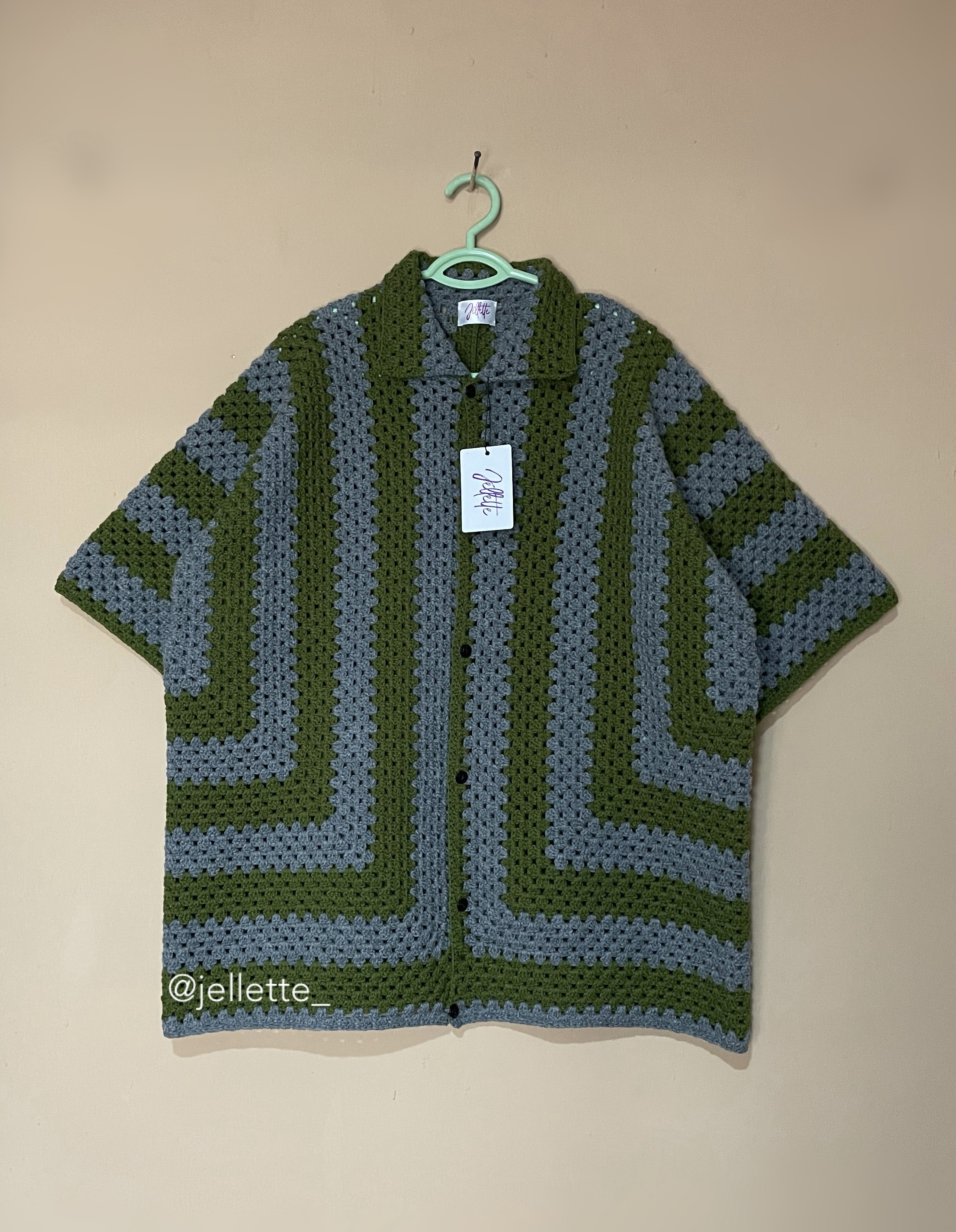 Granny Shirt