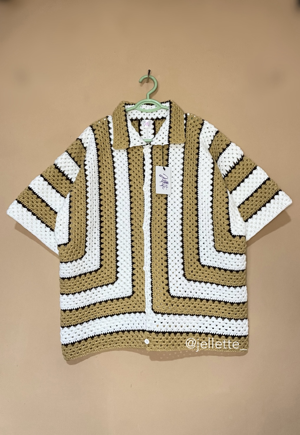 Granny Shirt image 3